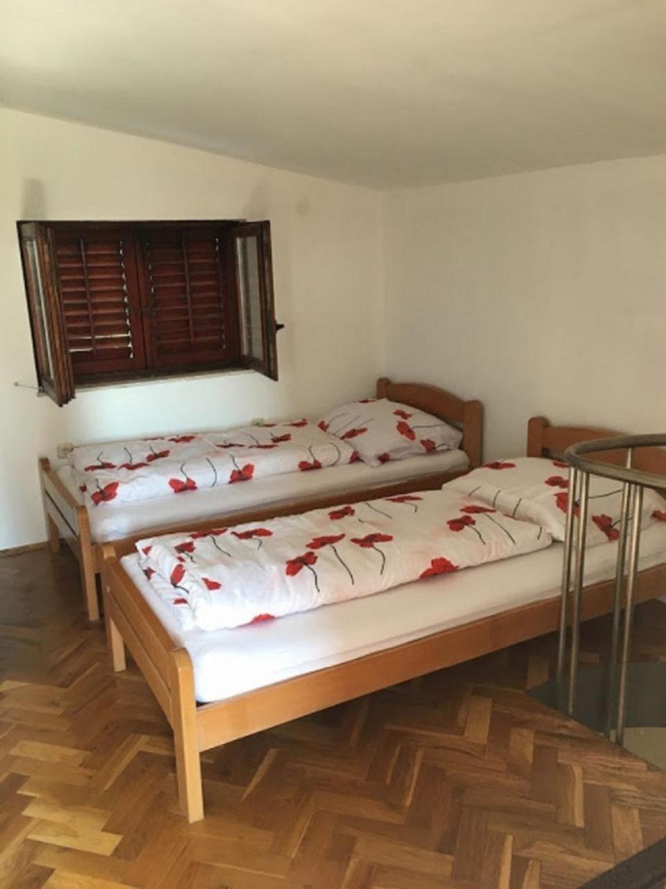 Apartments Andy Sukošan Kültér fotó